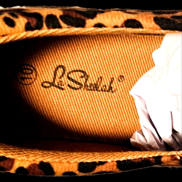 ***NIB LE SHEELAH SZ 10 GORGEOUS LEPPARD SLIP ON SNEAKERSNIB LE SHEELAH SZ 10*** - Picture 3 of 5